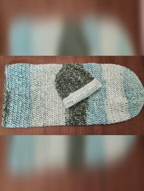 Handmade Crocheted Baby Hat & Cacoon Blanket Set in Mint and Forest Green